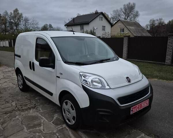 Белый Фиат Fiorino, объемом двигателя 1.3 л и пробегом 157 тыс. км за 10750 $, фото 2 на Automoto.ua