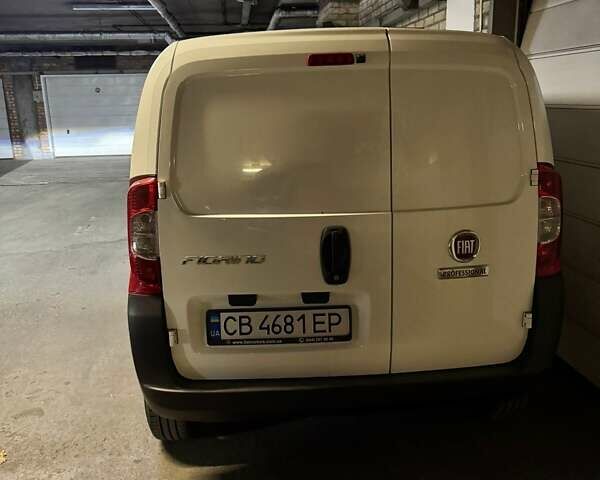 Белый Фиат Fiorino, объемом двигателя 1.37 л и пробегом 12 тыс. км за 11800 $, фото 2 на Automoto.ua