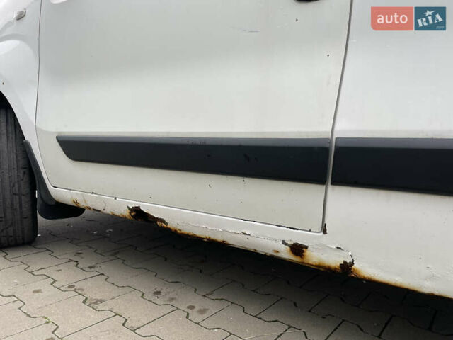 Белый Фиат Fiorino, объемом двигателя 1.36 л и пробегом 330 тыс. км за 3700 $, фото 7 на Automoto.ua