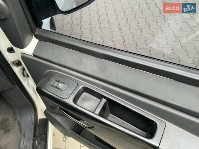 Белый Фиат Fiorino, объемом двигателя 1.36 л и пробегом 330 тыс. км за 3700 $, фото 13 на Automoto.ua