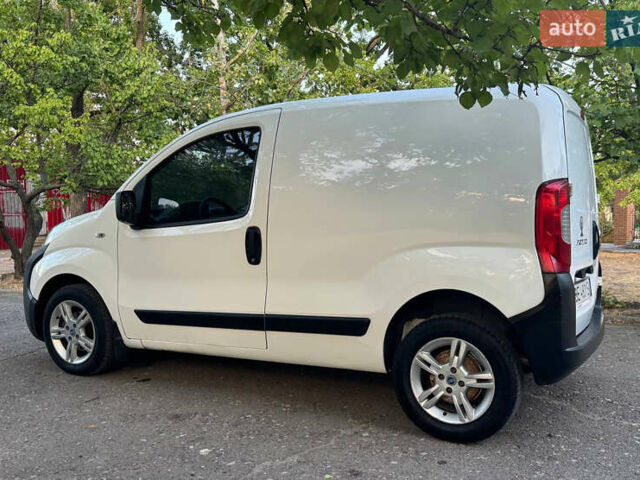 Фиат Fiorino 2009 в Николаеве на Automoto.ua Белый Фиат Fiorino, объемом двигателя 1.25 л и пробегом 260 тыс. км за 4550 $, фото 6 на Automoto.ua