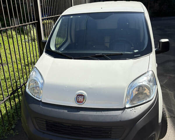 Белый Фиат Fiorino, объемом двигателя 1.37 л и пробегом 68 тыс. км за 9999 $, фото 1 на Automoto.ua