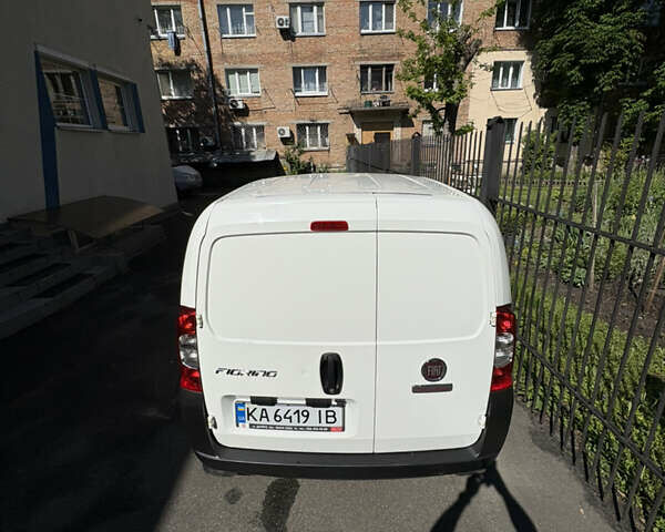 Белый Фиат Fiorino, объемом двигателя 1.37 л и пробегом 68 тыс. км за 9999 $, фото 5 на Automoto.ua