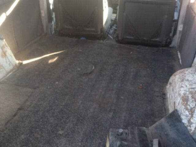 Белый Фиат Fiorino, объемом двигателя 1 л и пробегом 300 тыс. км за 364 $, фото 5 на Automoto.ua