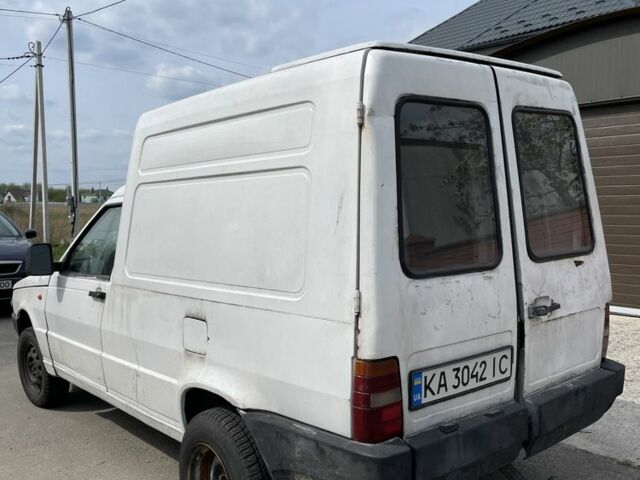 Білий Фіат Fiorino, об'ємом двигуна 0.16 л та пробігом 147 тис. км за 700 $, фото 2 на Automoto.ua