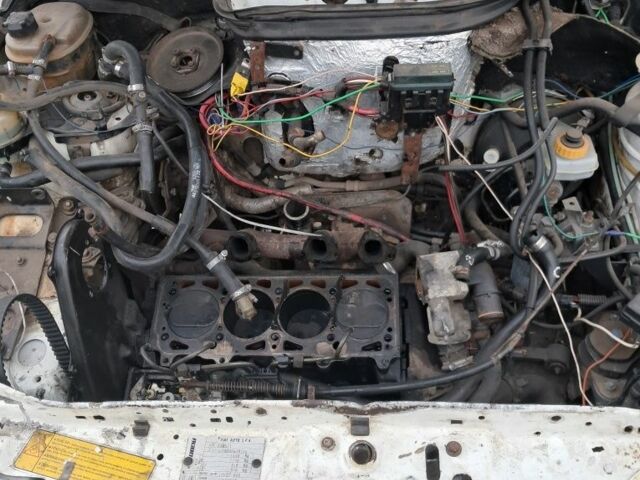 Белый Фиат Fiorino, объемом двигателя 0 л и пробегом 100 тыс. км за 321 $, фото 4 на Automoto.ua