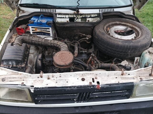 Білий Фіат Fiorino, об'ємом двигуна 1.4 л та пробігом 300 тис. км за 1000 $, фото 4 на Automoto.ua