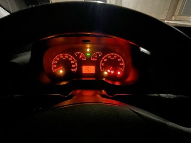 Белый Фиат Fiorino, объемом двигателя 1.4 л и пробегом 256 тыс. км за 3000 $, фото 3 на Automoto.ua