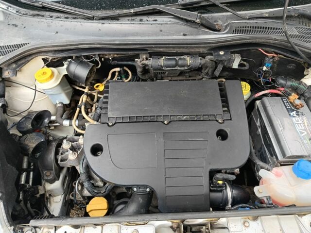 Білий Фіат Fiorino, об'ємом двигуна 1.2 л та пробігом 270 тис. км за 4200 $, фото 7 на Automoto.ua