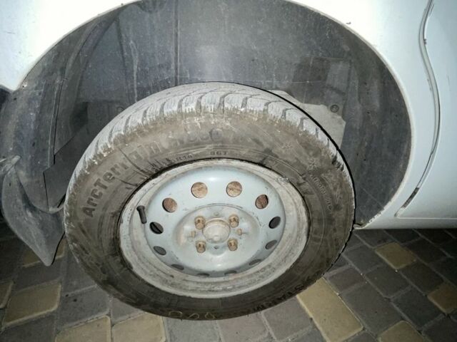 Белый Фиат Fiorino, объемом двигателя 1.4 л и пробегом 256 тыс. км за 3000 $, фото 5 на Automoto.ua