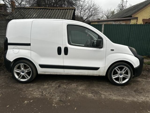 Белый Фиат Fiorino, объемом двигателя 0 л и пробегом 370 тыс. км за 2500 $, фото 2 на Automoto.ua