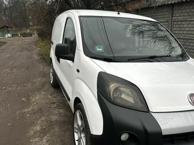 Белый Фиат Fiorino, объемом двигателя 0 л и пробегом 370 тыс. км за 2500 $, фото 1 на Automoto.ua