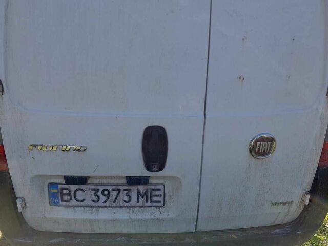 Белый Фиат Fiorino, объемом двигателя 1.3 л и пробегом 218 тыс. км за 3500 $, фото 2 на Automoto.ua