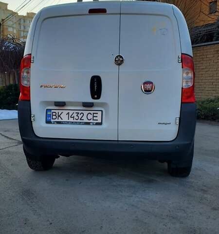 Белый Фиат Fiorino, объемом двигателя 1.2 л и пробегом 258 тыс. км за 4600 $, фото 8 на Automoto.ua