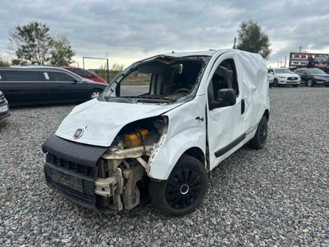 Белый Фиат Fiorino, объемом двигателя 1.3 л и пробегом 200 тыс. км за 950 $, фото 1 на Automoto.ua