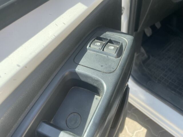 Белый Фиат Fiorino, объемом двигателя 1.3 л и пробегом 140 тыс. км за 7200 $, фото 6 на Automoto.ua