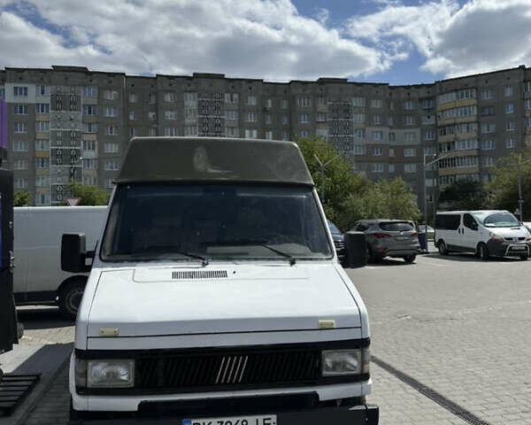 Белый Фиат Fiorino, объемом двигателя 2.5 л и пробегом 430 тыс. км за 2400 $, фото 3 на Automoto.ua