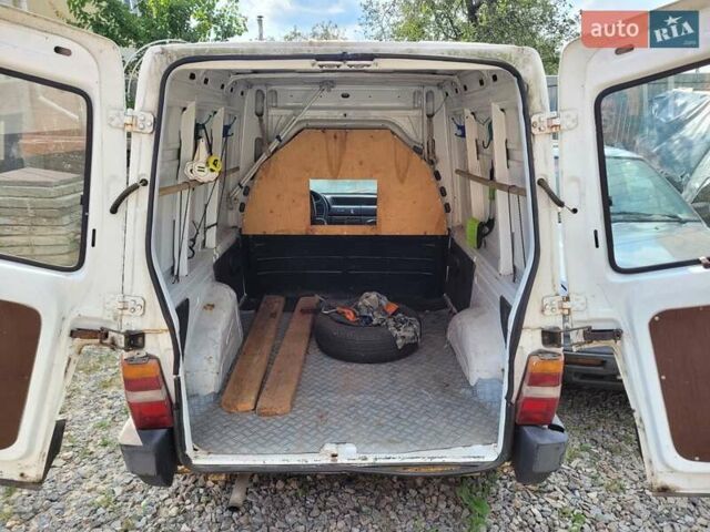 Белый Фиат Fiorino, объемом двигателя 1.37 л и пробегом 196 тыс. км за 950 $, фото 1 на Automoto.ua