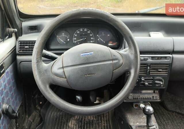 Белый Фиат Fiorino, объемом двигателя 1.37 л и пробегом 378 тыс. км за 1100 $, фото 7 на Automoto.ua