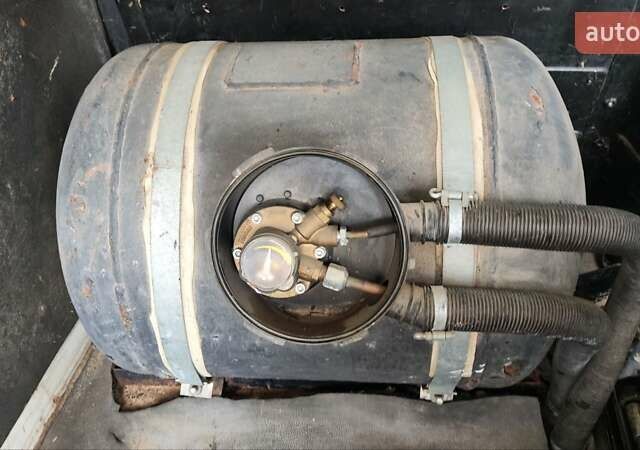 Белый Фиат Fiorino, объемом двигателя 1.37 л и пробегом 378 тыс. км за 1100 $, фото 5 на Automoto.ua