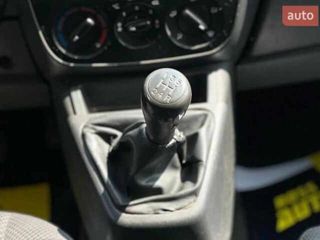 Білий Фіат Fiorino, об'ємом двигуна 1.25 л та пробігом 245 тис. км за 5000 $, фото 16 на Automoto.ua