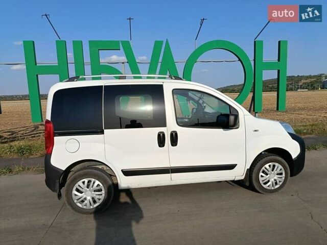 Белый Фиат Fiorino, объемом двигателя 1.25 л и пробегом 200 тыс. км за 4350 $, фото 3 на Automoto.ua