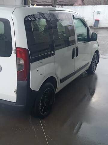 Белый Фиат Fiorino, объемом двигателя 1.3 л и пробегом 220 тыс. км за 3500 $, фото 8 на Automoto.ua