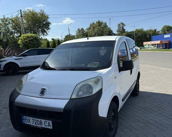 Белый Фиат Fiorino, объемом двигателя 1.25 л и пробегом 400 тыс. км за 4400 $, фото 1 на Automoto.ua