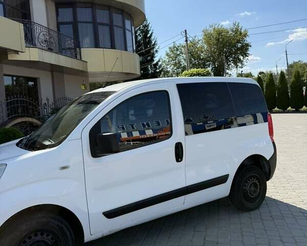Белый Фиат Fiorino, объемом двигателя 1.25 л и пробегом 400 тыс. км за 4400 $, фото 5 на Automoto.ua