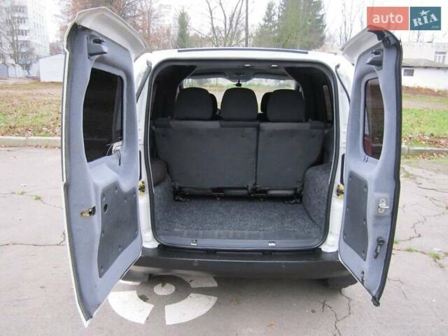 Білий Фіат Fiorino, об'ємом двигуна 1.3 л та пробігом 152 тис. км за 3999 $, фото 7 на Automoto.ua