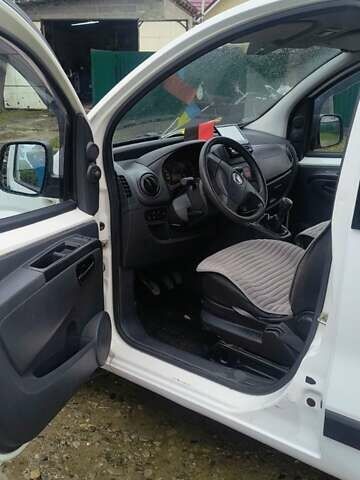 Белый Фиат Fiorino, объемом двигателя 1.25 л и пробегом 340 тыс. км за 4500 $, фото 10 на Automoto.ua