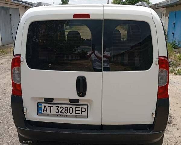 Белый Фиат Fiorino, объемом двигателя 1.36 л и пробегом 265 тыс. км за 4250 $, фото 1 на Automoto.ua