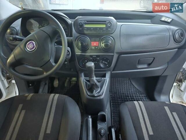 Белый Фиат Fiorino, объемом двигателя 1.2 л и пробегом 238 тыс. км за 3999 $, фото 14 на Automoto.ua