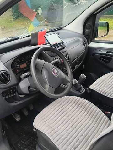 Белый Фиат Fiorino, объемом двигателя 1.25 л и пробегом 340 тыс. км за 4500 $, фото 1 на Automoto.ua
