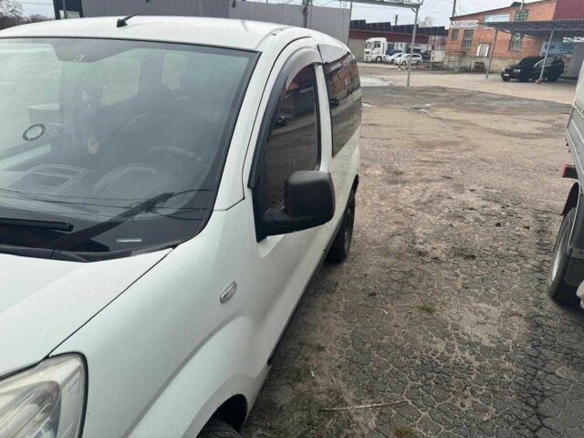 Белый Фиат Fiorino, объемом двигателя 1.2 л и пробегом 200 тыс. км за 3500 $, фото 7 на Automoto.ua