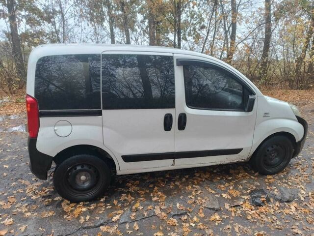 Белый Фиат Fiorino, объемом двигателя 1.2 л и пробегом 200 тыс. км за 3500 $, фото 2 на Automoto.ua