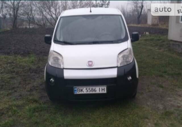 Белый Фиат Fiorino, объемом двигателя 1.3 л и пробегом 250 тыс. км за 5000 $, фото 15 на Automoto.ua