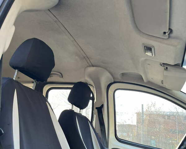 Белый Фиат Fiorino, объемом двигателя 1.25 л и пробегом 352 тыс. км за 3700 $, фото 18 на Automoto.ua