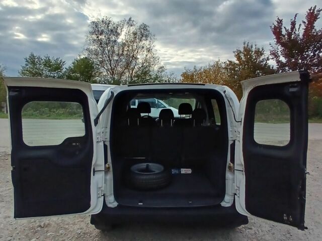 Белый Фиат Fiorino, объемом двигателя 1.2 л и пробегом 259 тыс. км за 4300 $, фото 12 на Automoto.ua