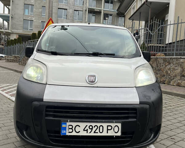 Белый Фиат Fiorino, объемом двигателя 1.25 л и пробегом 352 тыс. км за 3700 $, фото 1 на Automoto.ua