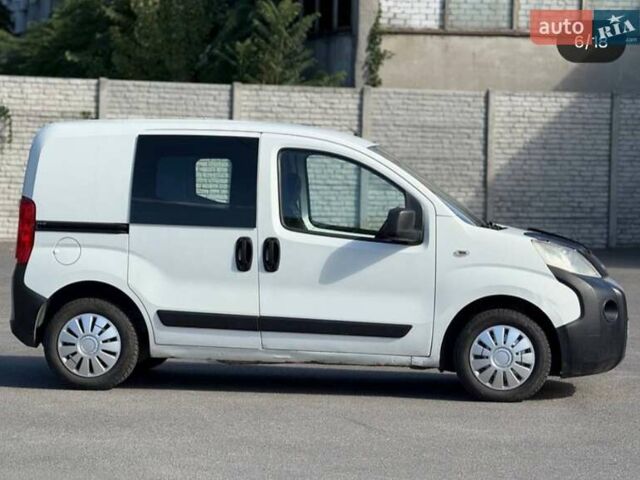 Белый Фиат Fiorino, объемом двигателя 1.3 л и пробегом 311 тыс. км за 4450 $, фото 1 на Automoto.ua