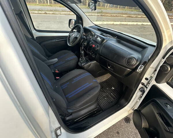 Белый Фиат Fiorino, объемом двигателя 1.25 л и пробегом 230 тыс. км за 5100 $, фото 11 на Automoto.ua