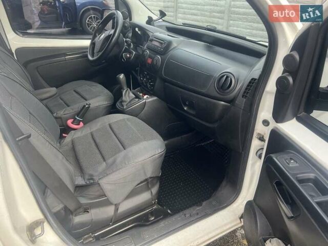 Белый Фиат Fiorino, объемом двигателя 1.3 л и пробегом 285 тыс. км за 4500 $, фото 2 на Automoto.ua