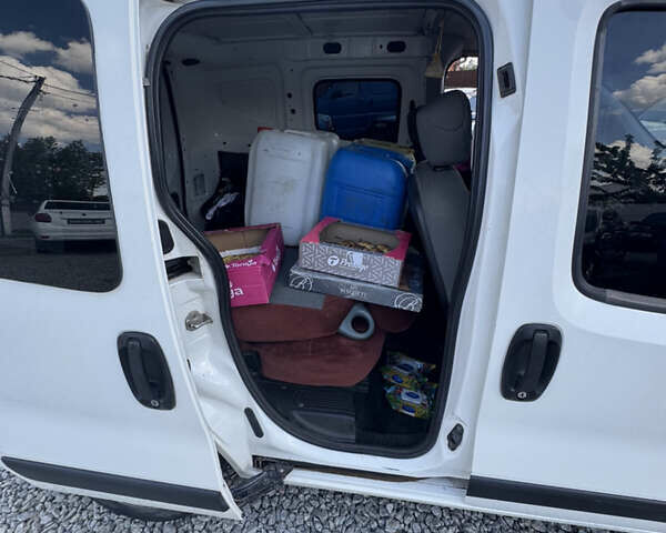 Белый Фиат Fiorino, объемом двигателя 1.36 л и пробегом 308 тыс. км за 3850 $, фото 11 на Automoto.ua