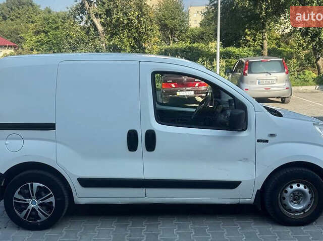 Белый Фиат Fiorino, объемом двигателя 1.25 л и пробегом 363 тыс. км за 4500 $, фото 3 на Automoto.ua