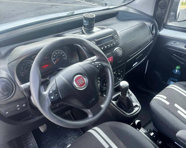 Белый Фиат Fiorino, объемом двигателя 1.25 л и пробегом 363 тыс. км за 4500 $, фото 9 на Automoto.ua