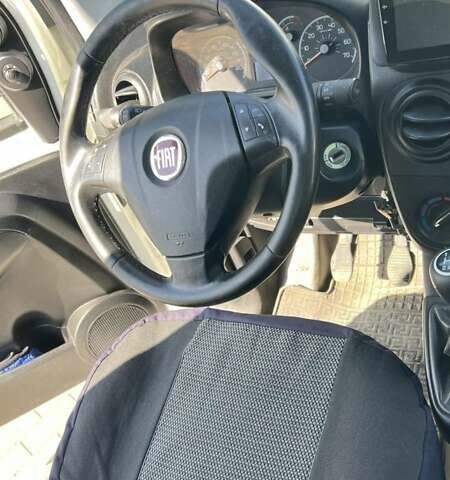 Белый Фиат Fiorino, объемом двигателя 1.25 л и пробегом 257 тыс. км за 4800 $, фото 10 на Automoto.ua