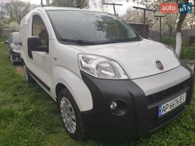 Белый Фиат Fiorino, объемом двигателя 1.2 л и пробегом 189 тыс. км за 5500 $, фото 1 на Automoto.ua