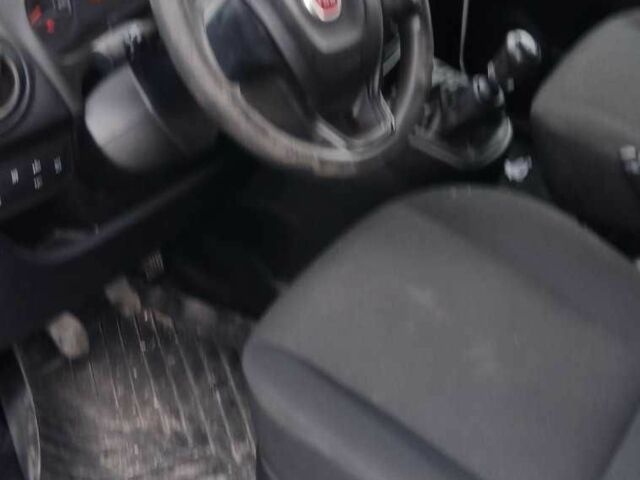 Белый Фиат Fiorino, объемом двигателя 1.4 л и пробегом 219 тыс. км за 5500 $, фото 4 на Automoto.ua