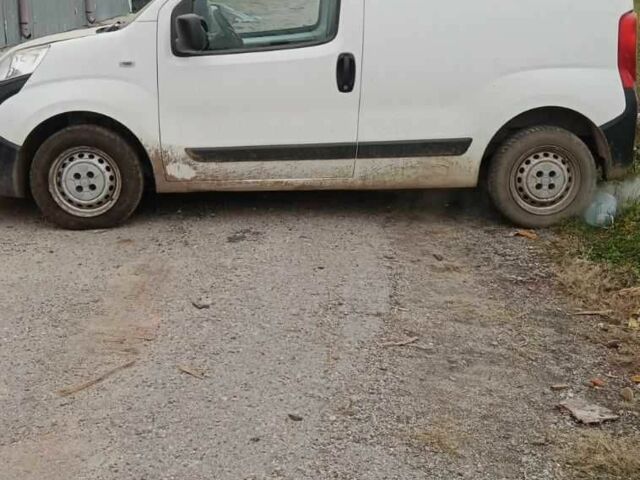 Белый Фиат Fiorino, объемом двигателя 1.4 л и пробегом 219 тыс. км за 5500 $, фото 2 на Automoto.ua